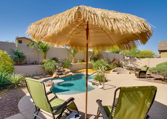 Outdoor Oasis W/ Pool! Goodyear Gem Near Golfing Liberty