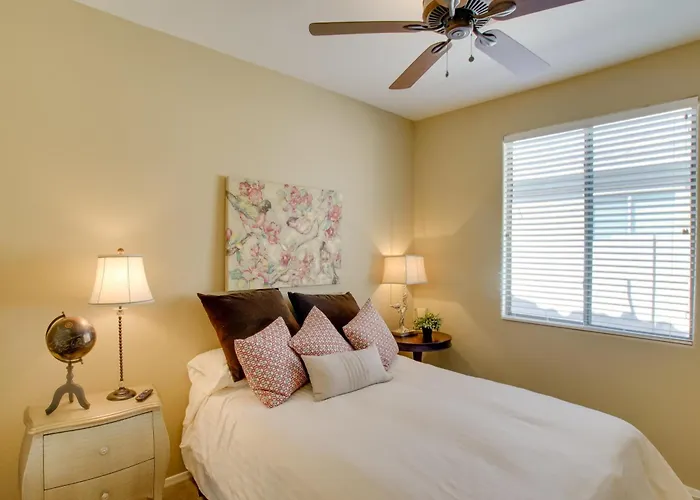 Holiday home Outdoor Oasis W/ Pool! Goodyear Gem Near Golfing Liberty