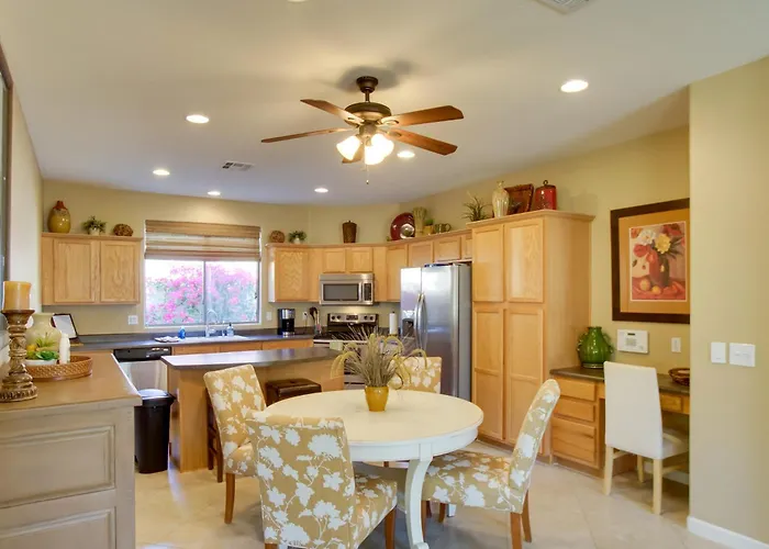 Holiday home Outdoor Oasis W/ Pool! Goodyear Gem Near Golfing